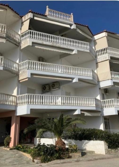 Apartamento Seasmiles Akráta Exterior foto